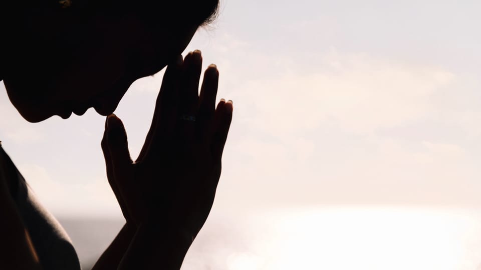 pray