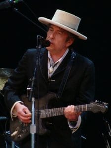 BobDylan-AzkenaRockFestival20102-225x300.jpg