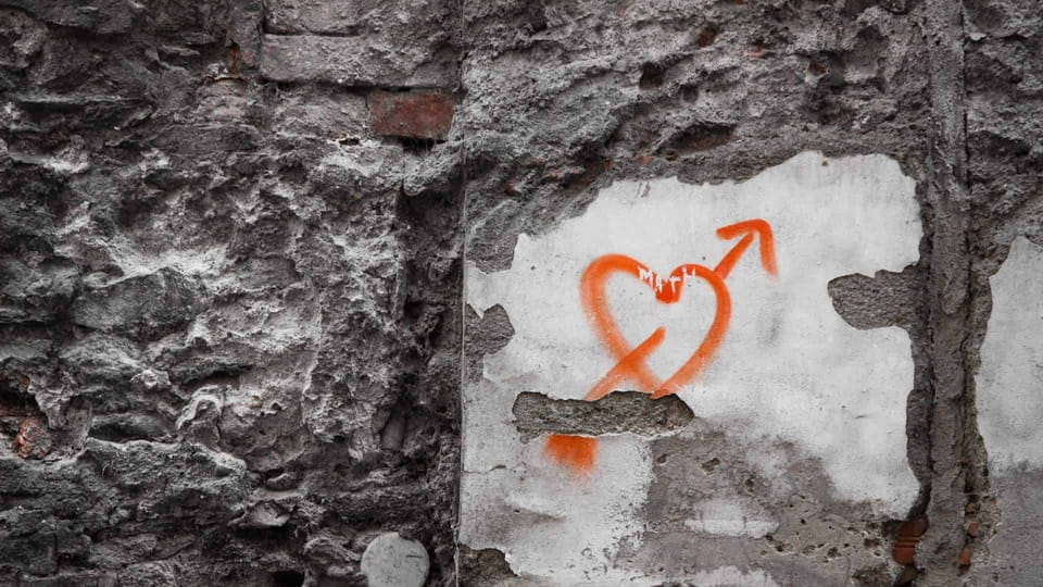 heart graffiti on wall